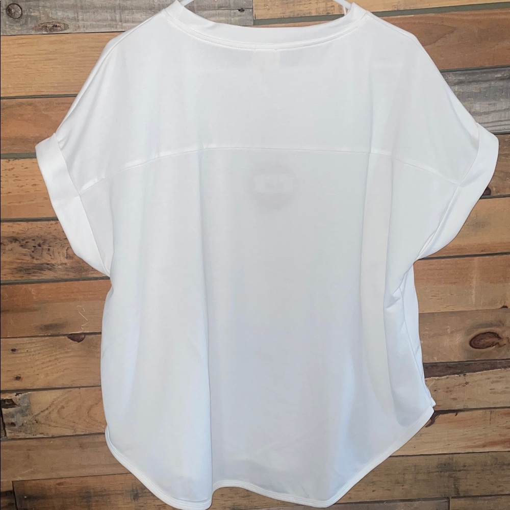 BiBi White Tee with Blue Star Design - Picture 4 of 7